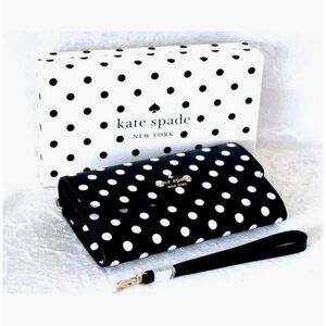 Kate Spade new in box wristlet